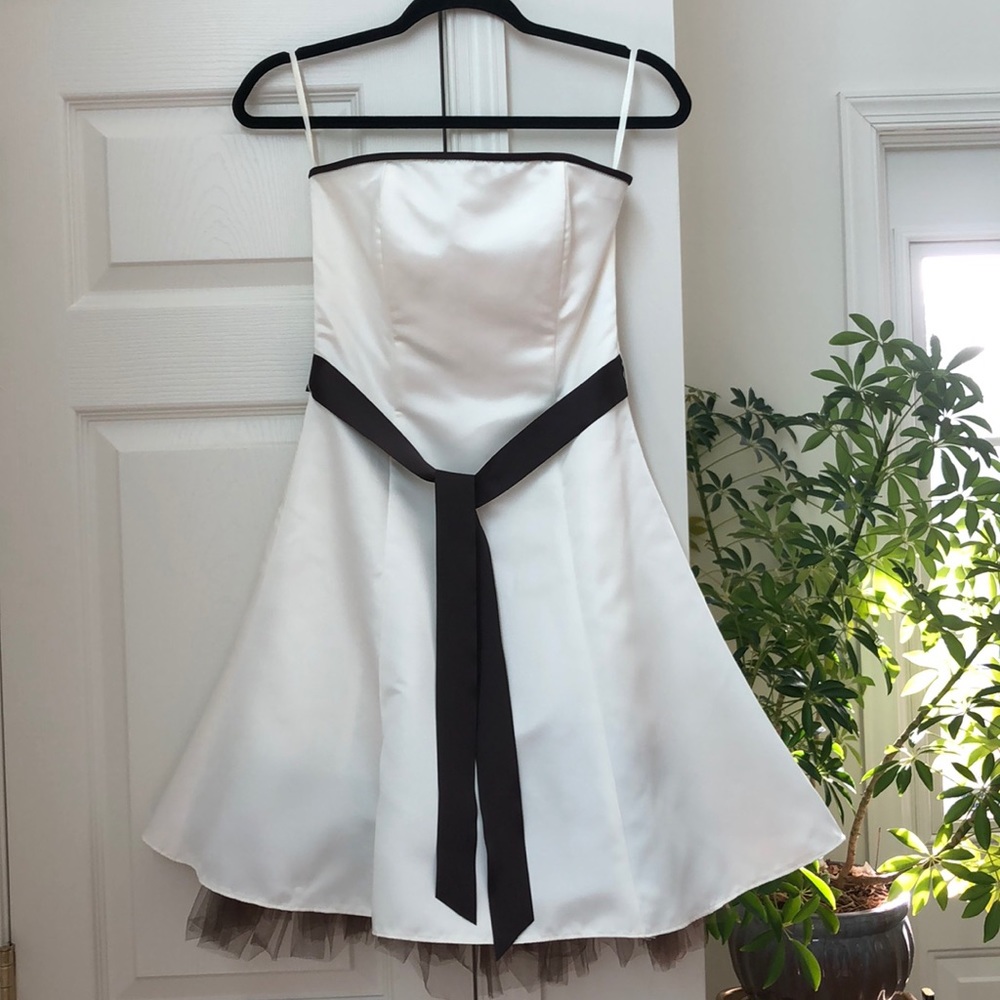 Jessica McClintok Strapless Dress